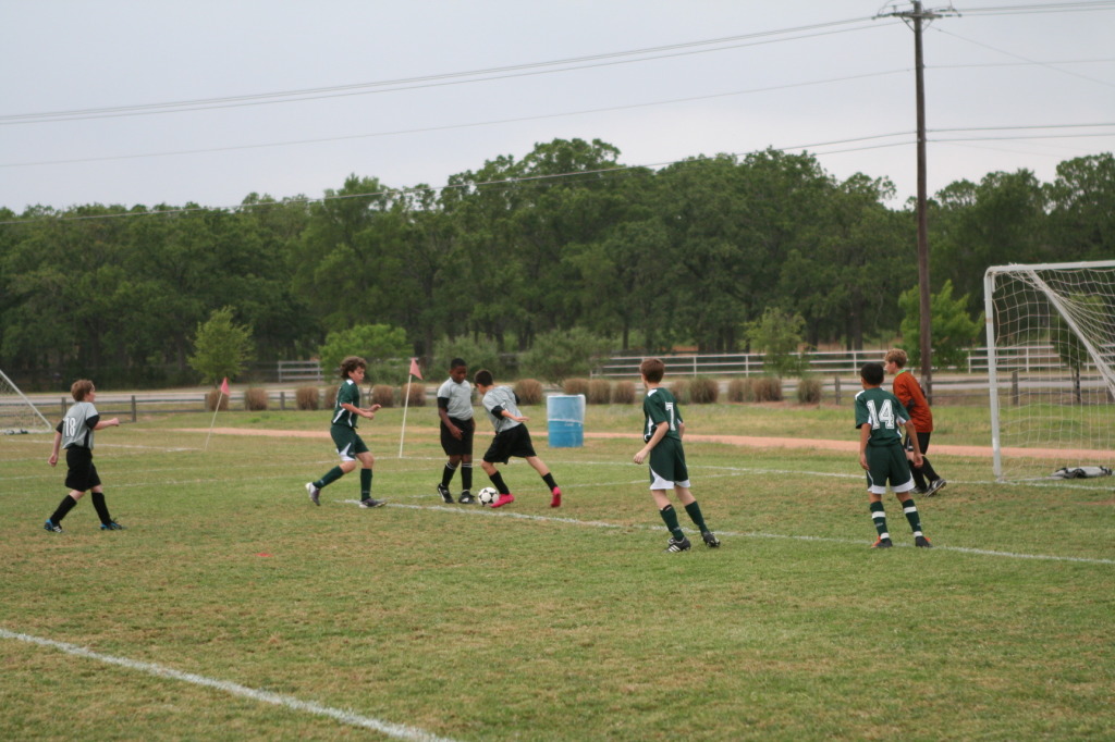 2011/04(April)/soccer/1024x768_2011-04-30-Soccer Tournament-90.JPG